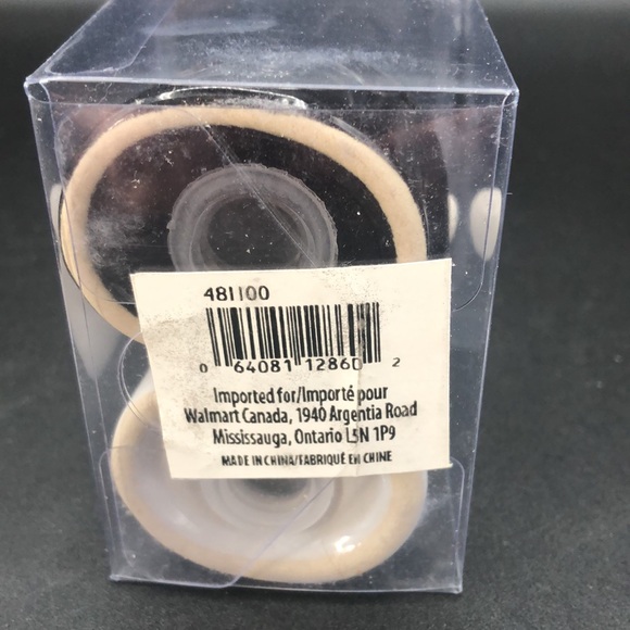 Hugging Ghost Salt and Pepper Shakers Home Trends Black and White - Picture 7 of 7